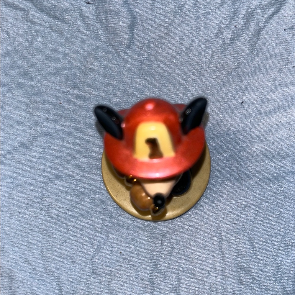 Disney Mickey Mouse Porcelain fireman ceramic figurine - Picture 8 of 11